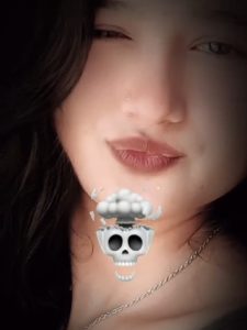 Skull Emoji Capcut Template